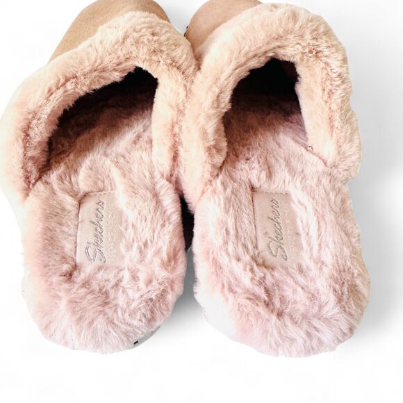 Skechers Slippers Women's Size 9 Blush Pink Suede Faux Fur Slip On Mule NEW - Picture 7 of 11
